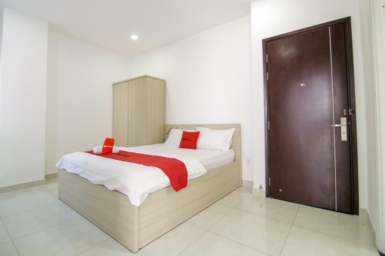 Reddoorz Near Quan Khu 7 Stadium Хошимин Екстериор снимка