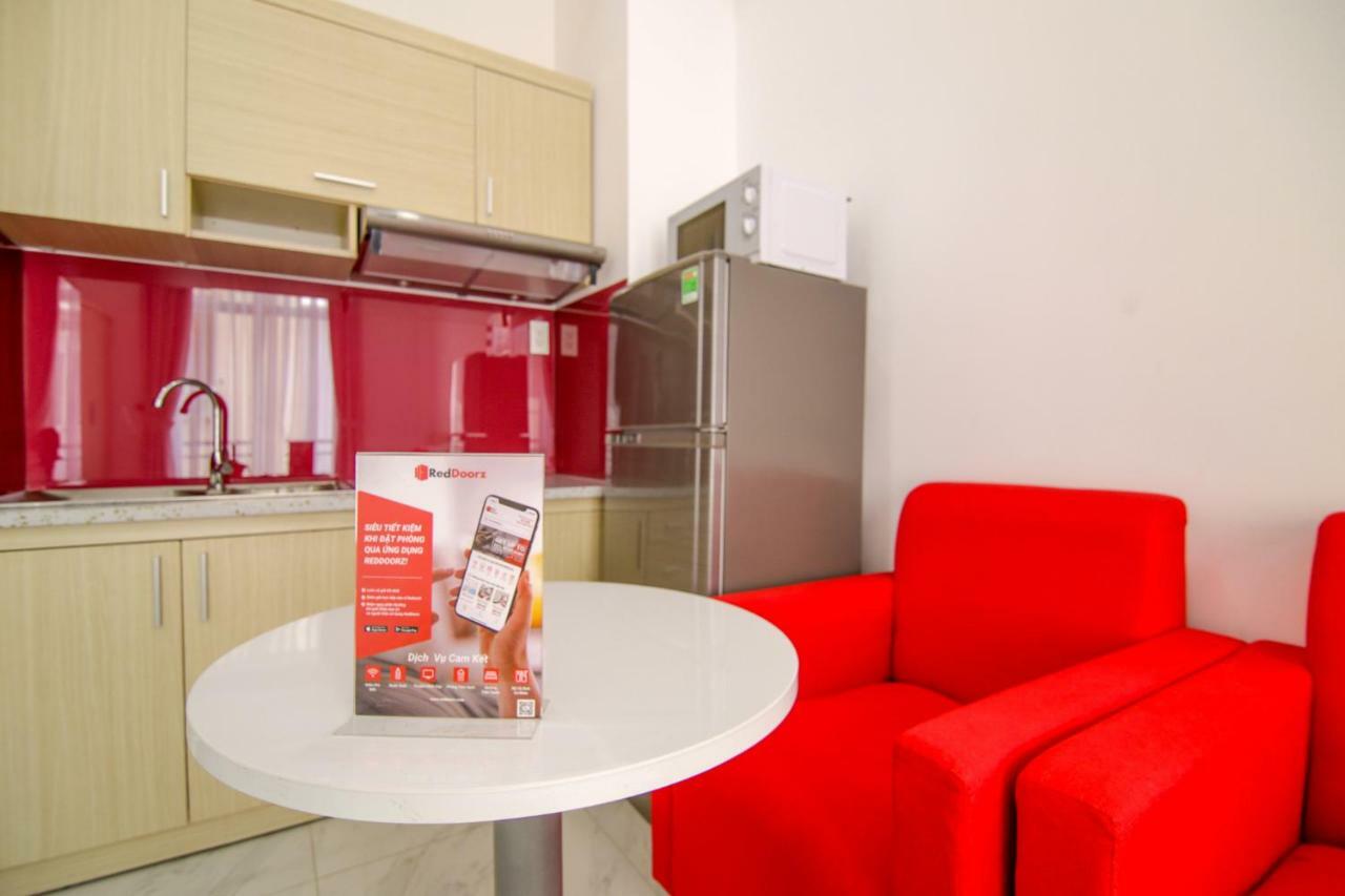 Reddoorz Near Quan Khu 7 Stadium Хошимин Екстериор снимка
