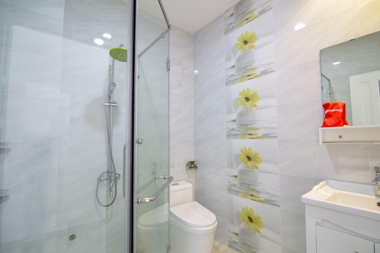 Reddoorz Near Quan Khu 7 Stadium Хошимин Екстериор снимка