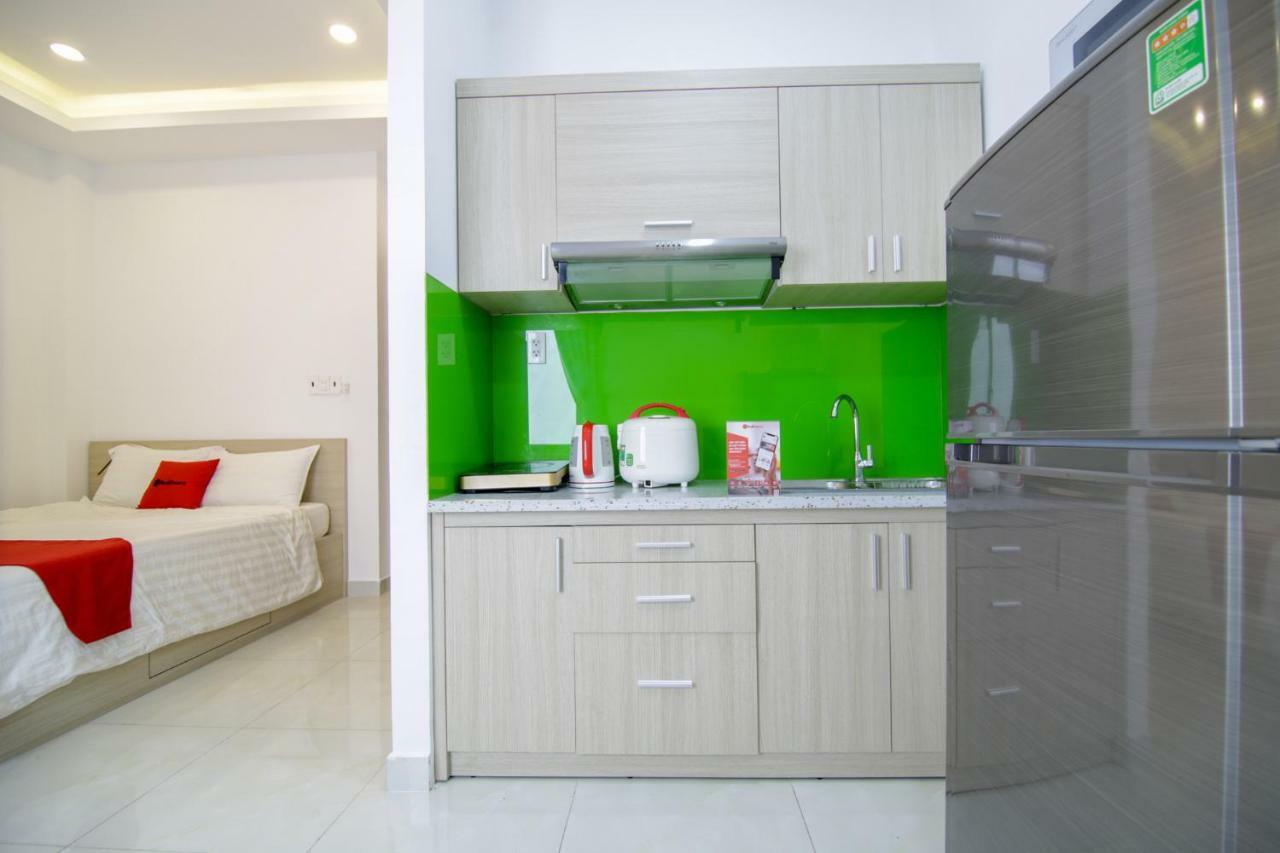 Reddoorz Near Quan Khu 7 Stadium Хошимин Екстериор снимка