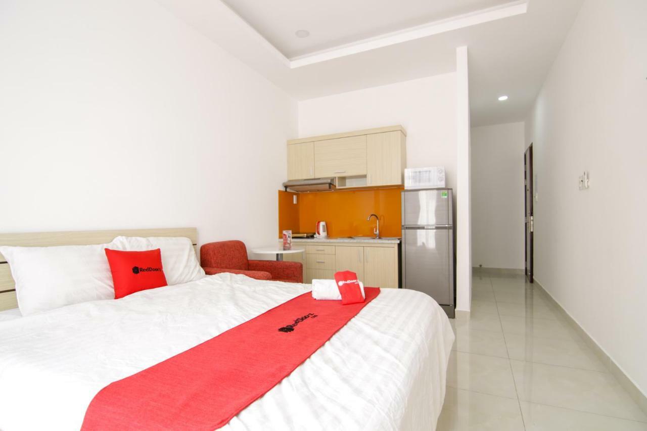 Reddoorz Near Quan Khu 7 Stadium Хошимин Екстериор снимка